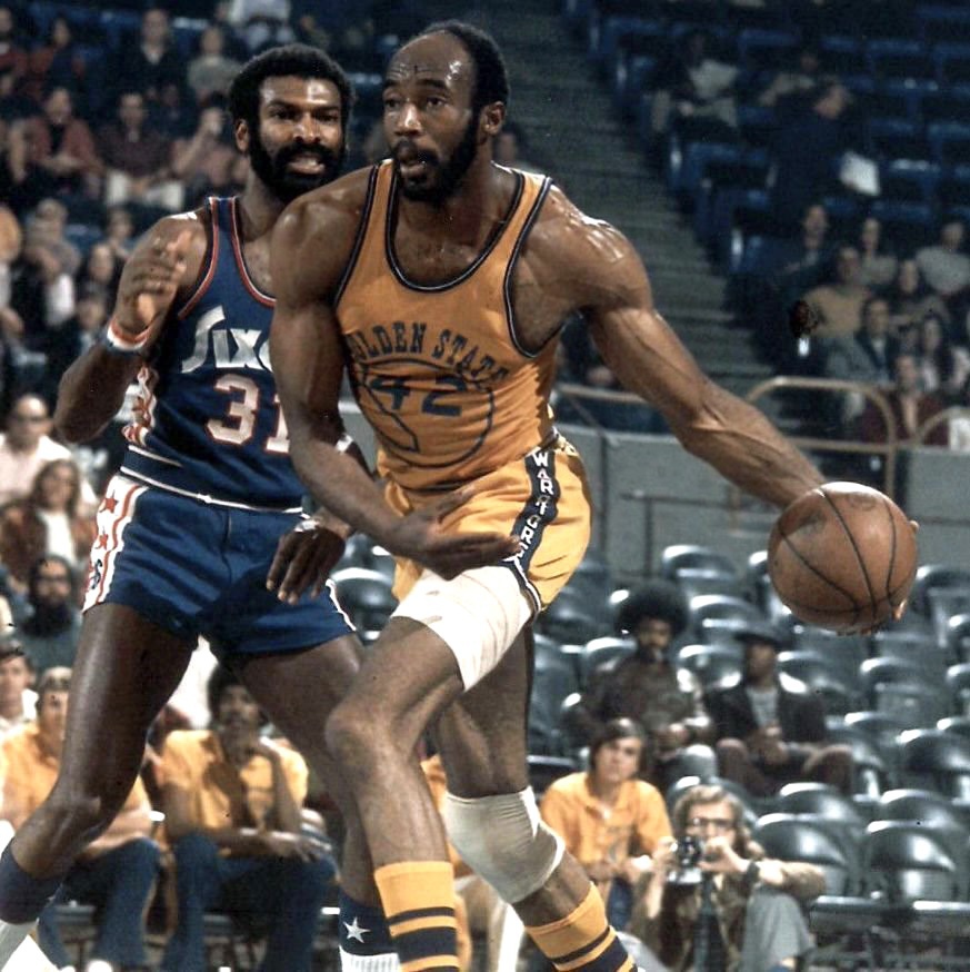 NBAMemes's tweet photo. NBA players in the 70s were built different. This was Nate Thurmond at age 25.

Bro was ripped 🔥 https://t.co/Q4jNAx5aHo