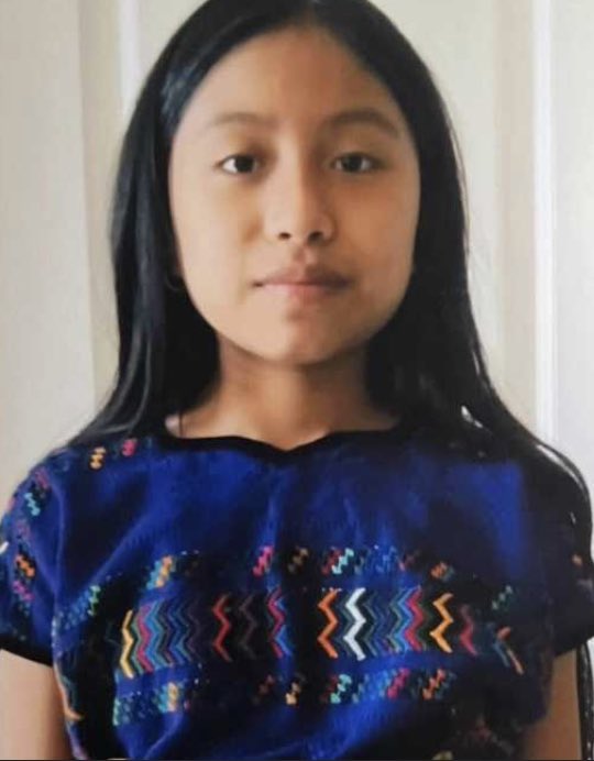 CrimeWithBobby's tweet photo. Father finds 11 year old daughter strangled to death under bed in Pasadena TX

Her father was at work when he received a text from his daughter Maria stating someone was knocking at the front door & when he went home he found her

Her cause of death was ruled as asphyxiation due to strangulation and blunt force head and neck trauma. It was determined that she had also been sexually assaulted

Police have ruled out the father as a suspect, his alibi checks out

Her father says he won’t rest until the killer is found

#breaking #news #breakingnews #pasadena #texas