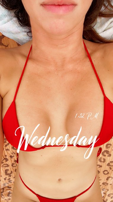 Happy Hump Day! https://t.co/cpz8hVtU9W<a href="/tag/drinkresponsibly"class="tags"><span>#drinkresponsibly</span></a>