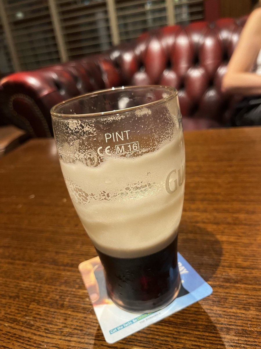 BarDarkey's tweet image. Lot to be said for better pints in older glasses @GuinnessIreland