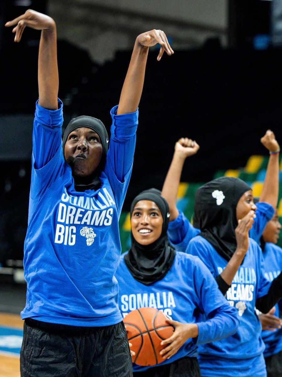 Raptors's tweet photo. 📍 Kigali, Rwanda

#GOAfestival | @GiantsOfAfrica https://t.co/cahmgkA7ra