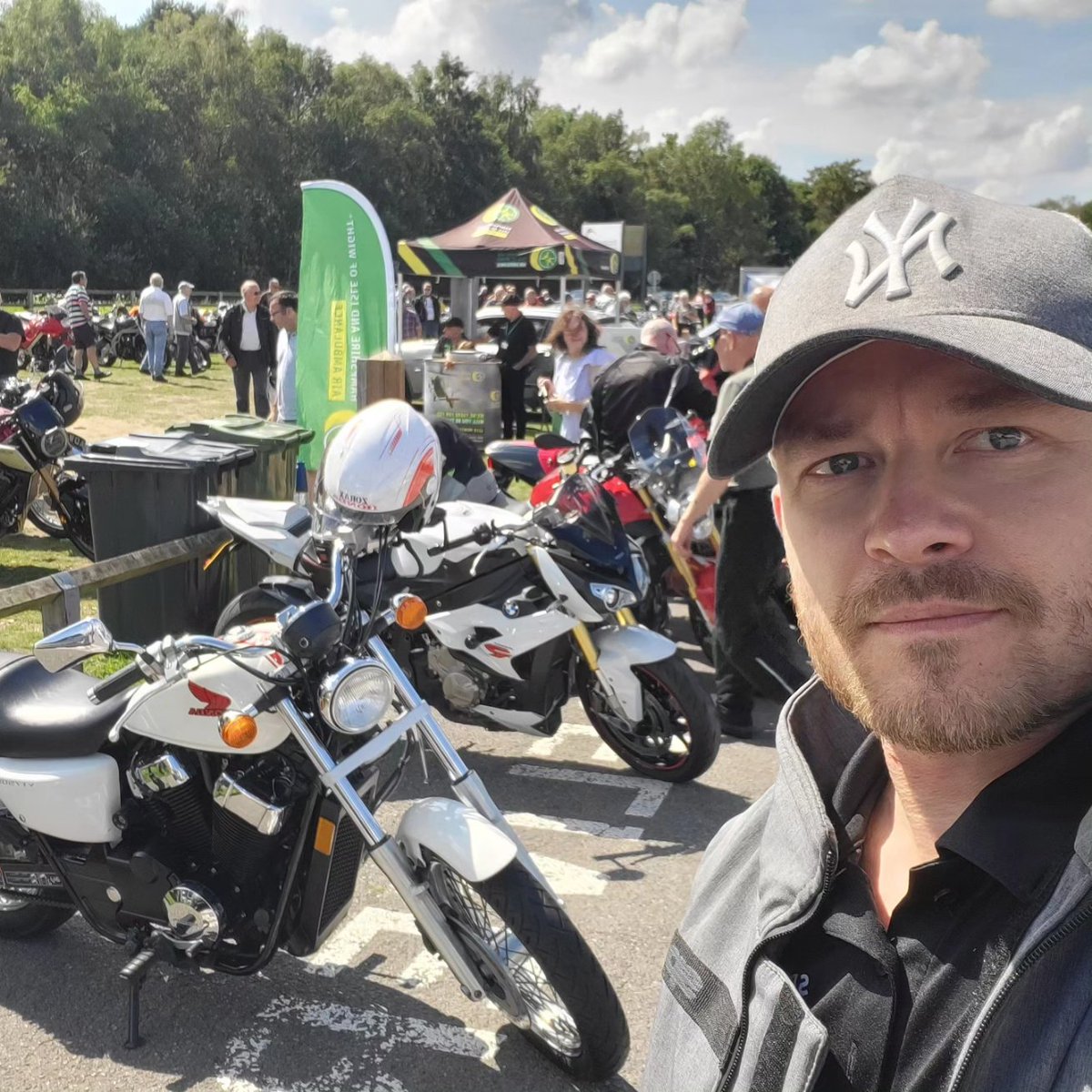 Mark_Tucker8's tweet photo. Awesome to shoot out briefly at Lunch time and meet the old man at his regular Bike meet at Blackbushe Airport. Actually had a ride in the sun 😱☀️🏍 https://t.co/aSZMnoek0K