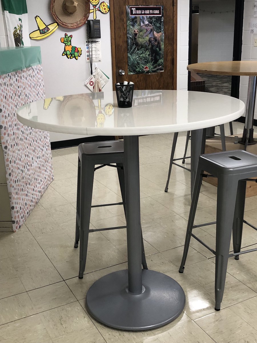 smcinturf3's tweet photo. Ready for the 1st day of school tomorrow 🍎. Excited for my students to use the new dry erase cafe table🤩. Thank you Centura  Education Foundation! #Centurapride https://t.co/AZKs9b68cf