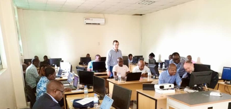 EacRceVihscm's tweet image. Exciting week as @EacRceVihscm conducts a 5-day Training of Trainers for EAC healthcare professionals using #Minilab @GPHF tech at the @Uni_Rwanda Biocomplex Lab, Huye! This is an effort to curb substandard &amp;amp; falsified medicines (SFM) in EAC supply chains.#EAC @jumuiya @KfW_int