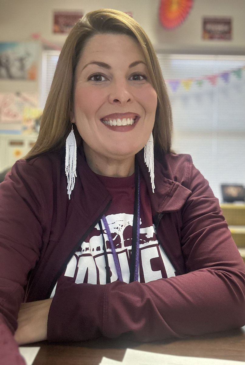 LauraBrast's tweet photo. First day of school 2023-2024 at Carver &amp; my 8th year as the Carver Nurse! 🩺🦁📚✏️  @LockhartISD @Carver_Cubs #FirstDayLISD  #ExpeditionExceLLence  #FirstDayofPreK #PreKNurse https://t.co/WeOkZT02Ro
