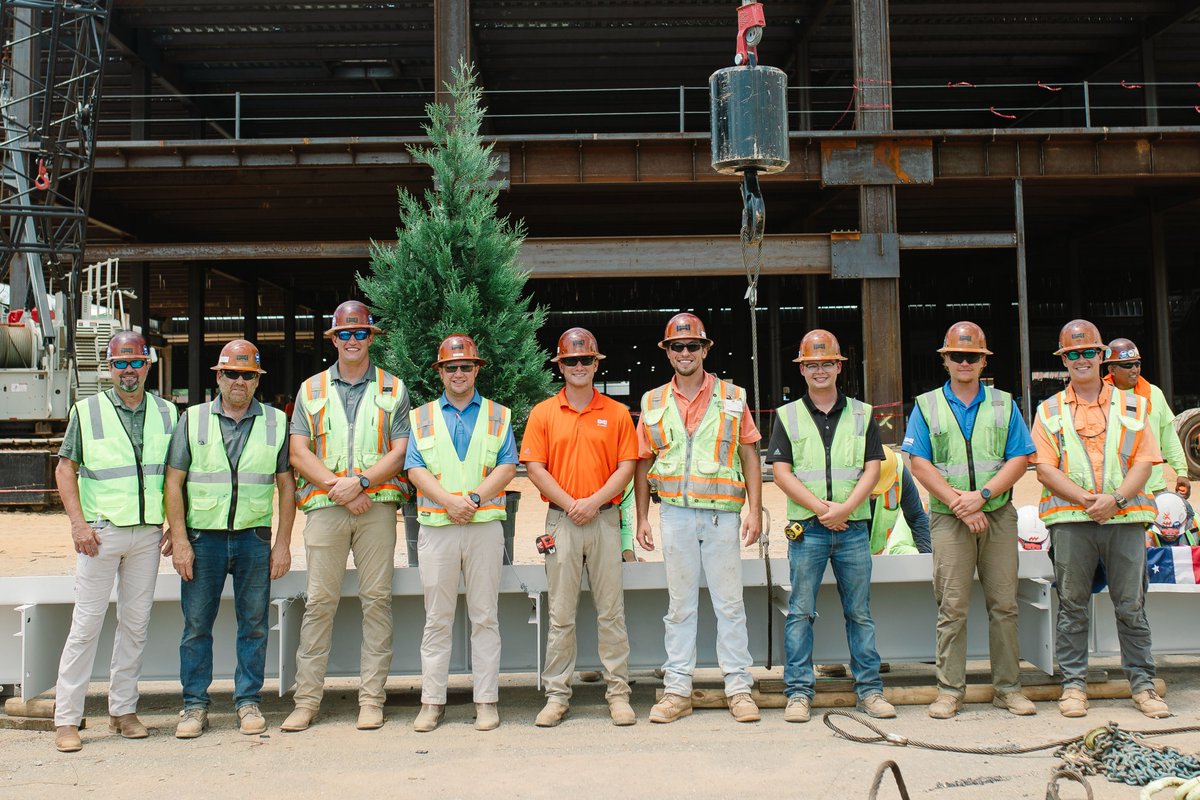 MJHarrisLLC's tweet image. On Friday we got to celebrate the topping out of South Baldwin Regional Medical Center in Foley, Alabama. We are proud of all the hard work our team and subcontractors have put in to make this happen!  #construction #MJHarris #toppingout #healthcareconstruction #alabama