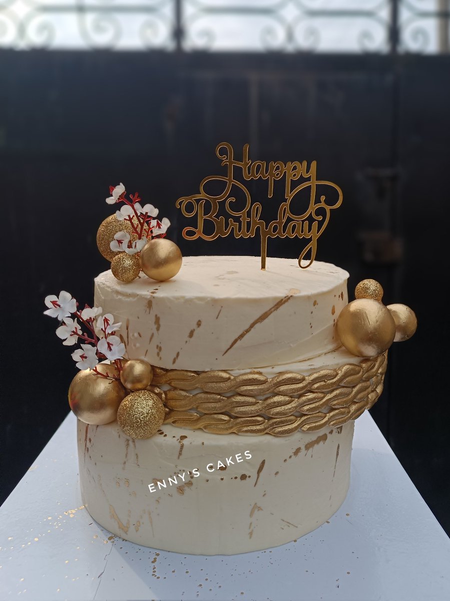 Ennyscakes's tweet photo. Something simple yet classy👌
Check out our buttercream cake for a mum😊

Still your favourite Uyo baker
07080317406

#ennyscakesnbites 
#Akwaibomtwitter
#proudlyAkwaibomites https://t.co/SiG6kEkien