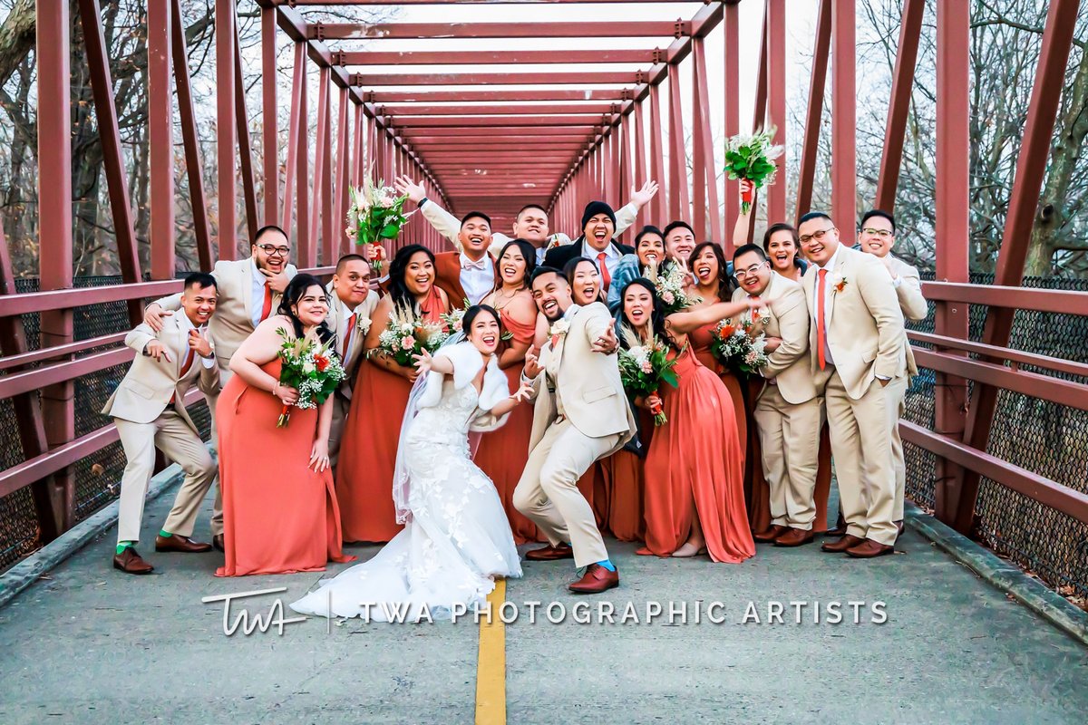 EventsCrw's tweet photo. Wedding Crush Wednesday: The So Wedding that took place November at Belvedere Banquets in Elk Grove Village, IL 😍💍👰🏽👨🏽‍⚖️ ❤️😍 #WCW #views #weddings #bride #bridal #weddingplanner #elkgroveweddings  #destinationweddings #plan #chicagoweddingplanner #instalove #florals #chic https://t.co/nWldb4ZRL5