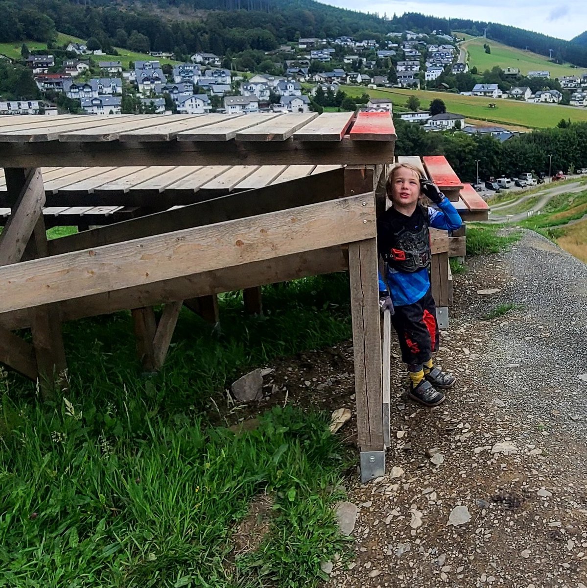 Pint_size_cyclist tweet media