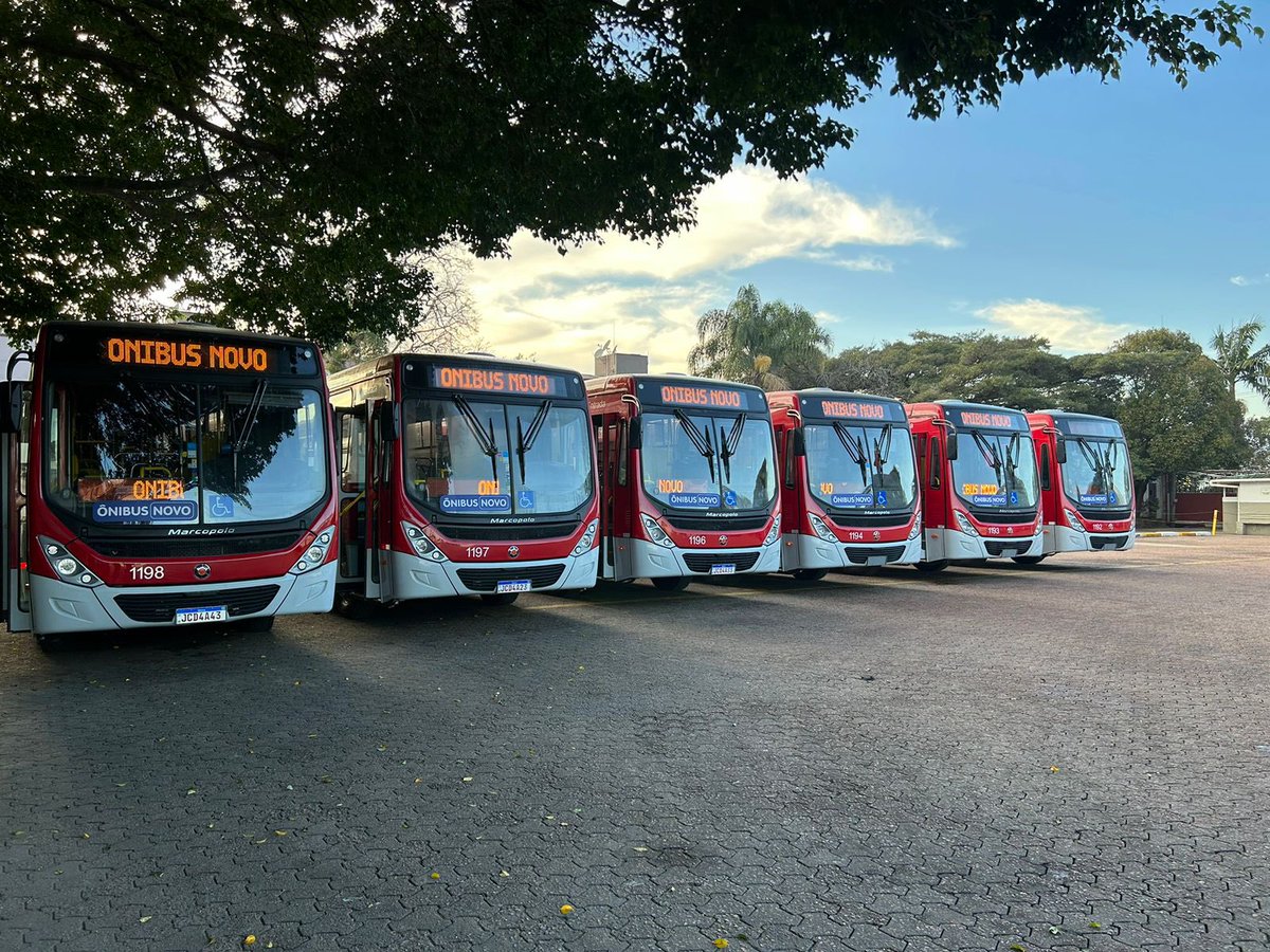 CartaoTri's tweet image. Notícia boa! 🤩
Chegaram mais ônibus NOVINHOS no consórcio VivaSul, ao total já são 48 novos ônibus na zona sul desde o ano passado. Considerando todos os consórcios privados, ao total são 147 ônibus zerinho.

#CartãoTri #ÔnibusNovo #Consórcios #NotíciaBoa #PortoAlegre