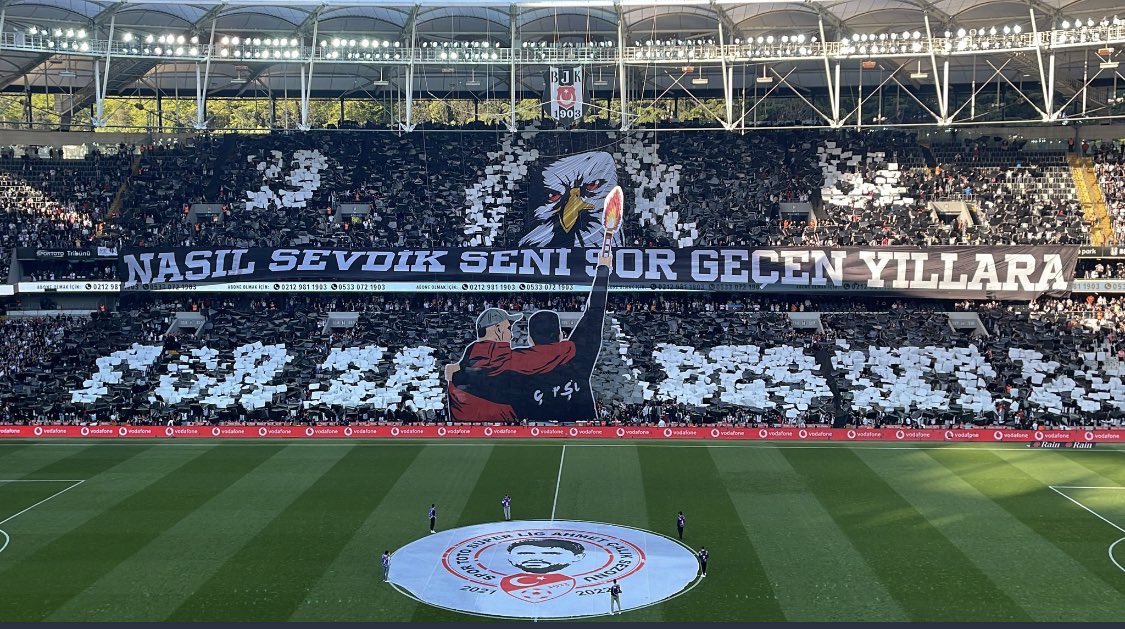 📌 Anınla şanınla sen yürü, arkanda taraftarın gücü 🦅 <a href="/Besiktas/">Beşiktaş JK</a>