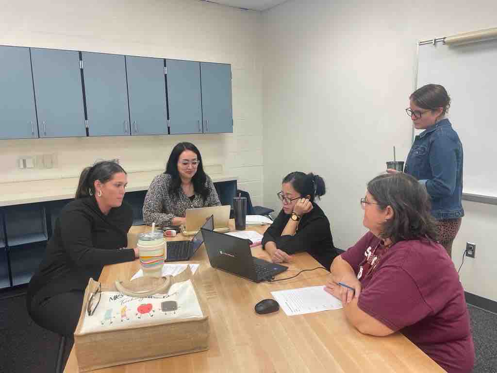SundanceMustang's tweet photo. Shining bright like the SUN at Sundance!

Professional development at its finest this afternoon as we work on creating well-managed lesson plans #BESDgrowstogether https://t.co/Pd2scgaPrm