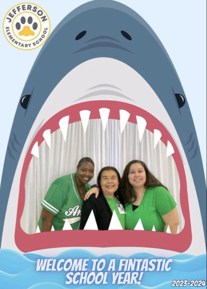 JeffersonES2's tweet photo. Ready for a FINtastic school year!!! Will you be a shark or a goldfish? 
#survivalofthefittest 
@HISDCentral @iliana_kd @JonGordon11 @luzmartinezpr https://t.co/zKdn0A58jA