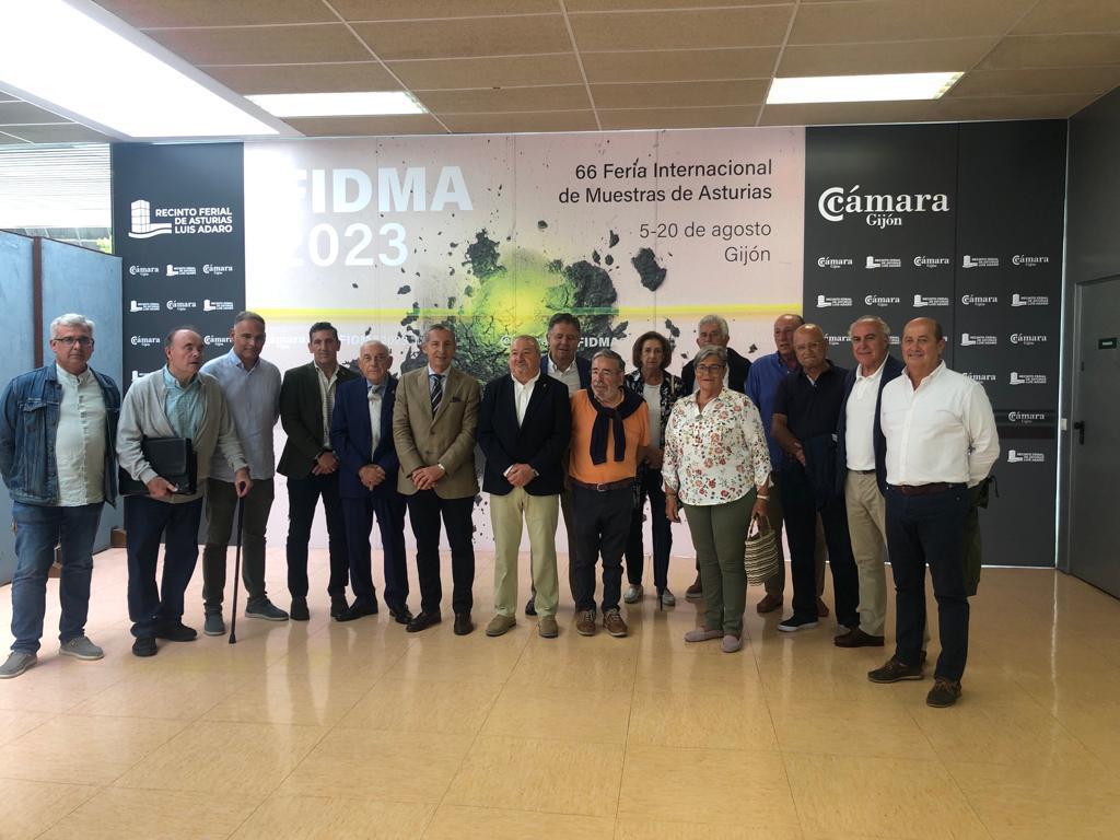 PRESENTACIÓN EN LA FERIA DE MUESTRAS DE GIJÓN DEL HOMENAJE A LOS JUGADORES DE BALONMANO INTERNACIONALES ABSOLUTOS DEL PRINCIPADO DE ASTURIAS