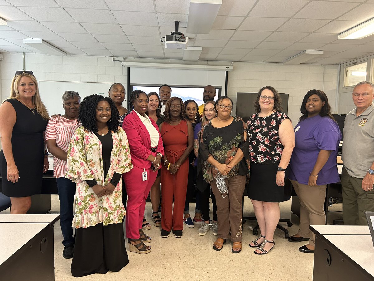 Lisa Johnson, Ed.D (@landjjohnson) on Twitter photo Great Imagine Edgenuity session today with our premier CCS Credit Recovery Facilitators and Rhonda Flatley. Student success is their top priority. <a href="/CumberlandCoSch/">Cumberland County Schools</a> @chcatalano <a href="/TPerry126/">Dr. Theresa Perry</a> Great Imagine Edgenuity session today with our premier CCS Credit Recovery Facilitators and Rhonda Flatley. Student success is their top priority. <a href="/CumberlandCoSch/">Cumberland County Schools</a> @chcatalano <a href="/TPerry126/">Dr. Theresa Perry</a>