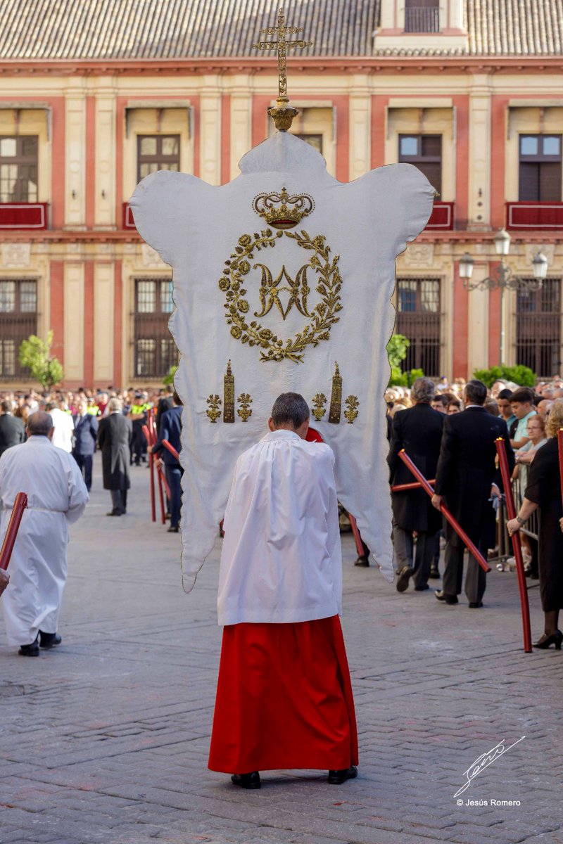 #ProcesiónVirgendelosReyes2023 @sacramental1511 @saga_santizo 
Fotos: @jesusrome