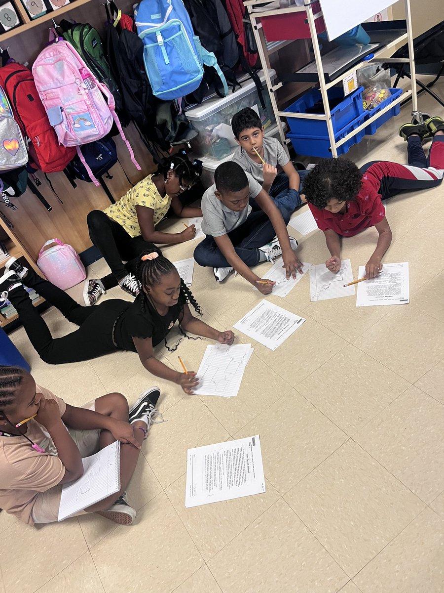 PauleHannah's tweet photo. The other day, we used the jigsaw strategy where each child solved a piece of the puzzle as we discussed plot development. Students taking charge of their learning! https://t.co/pOTxVeSNQt