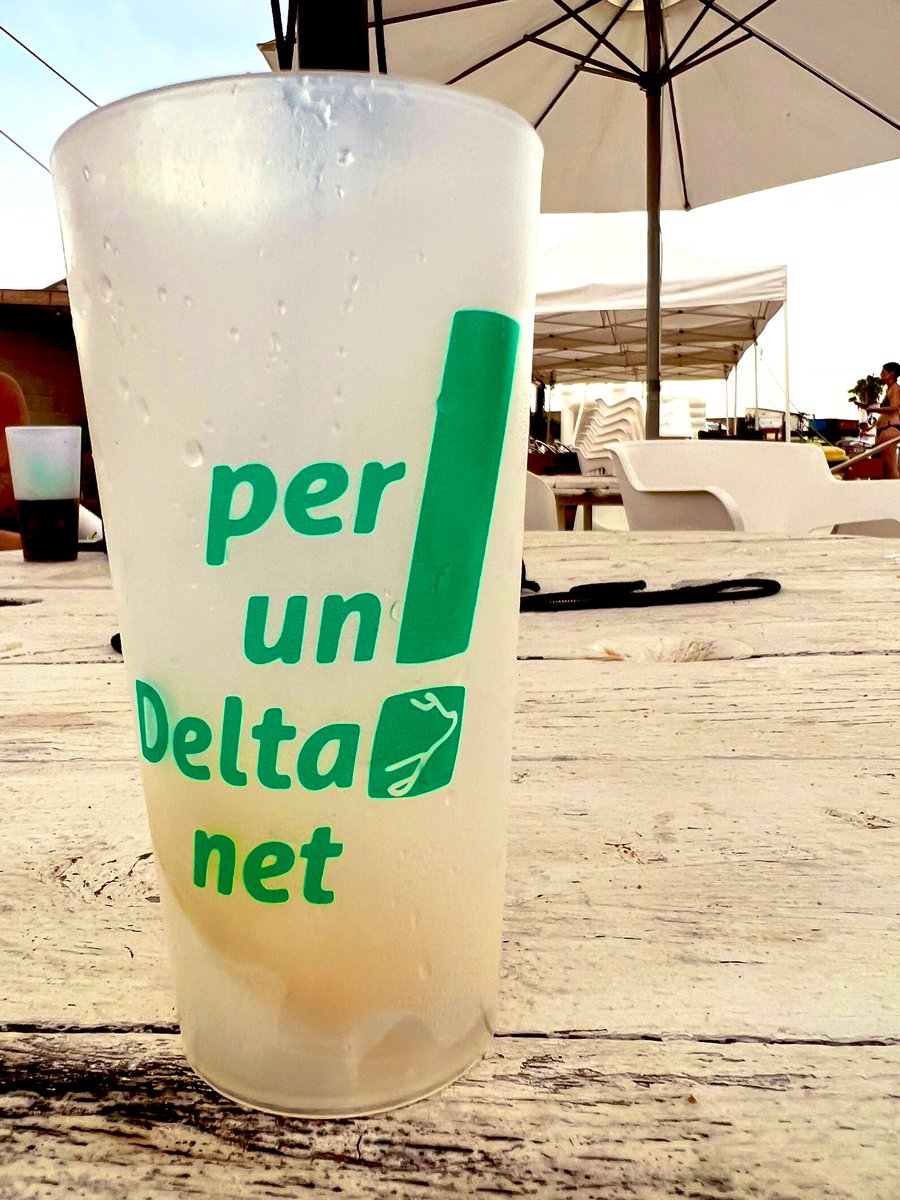LidiaSauraB's tweet photo. Tant si estas de xalera com si no, sempre cal prendre consciència. Quan es va al Delta es cuida i punt #PerUnDeltaNet https://t.co/B3cgOyZ8ow