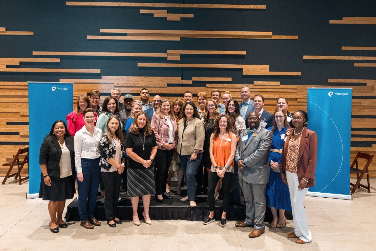 What a day chatting digital tools and their impact on financial health with <a href="/SBAgov/">SBA</a>, <a href="/principal/">Principal®</a>, and women business owners. 

👀👀 for free tools to get started? ➡️ smallbusinessdigitalalliance.com/digital-tool-l…