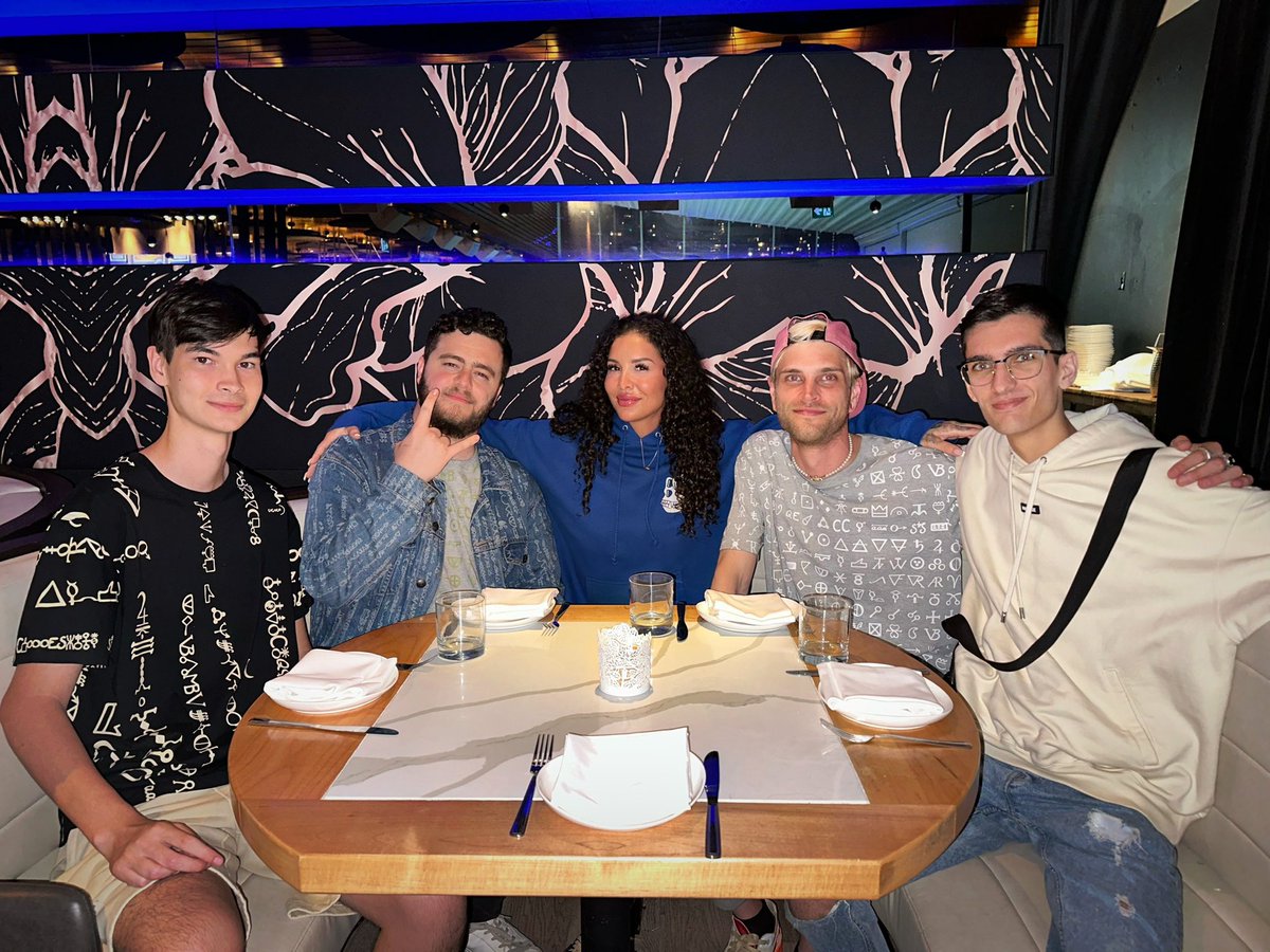 Gaby 👾 tweet media