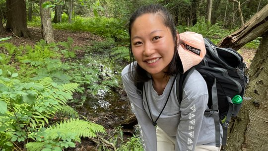 VanmeterKVM's tweet image. Another day, another wetland. @biogeocohen found a floating iron oxide film. Also, note the miracle of @shuyo5 out in the field (Hell has frozen over... #Modeler #MachineLearning). #VanMeterLab #Riparia @psugeography @PSUEarth