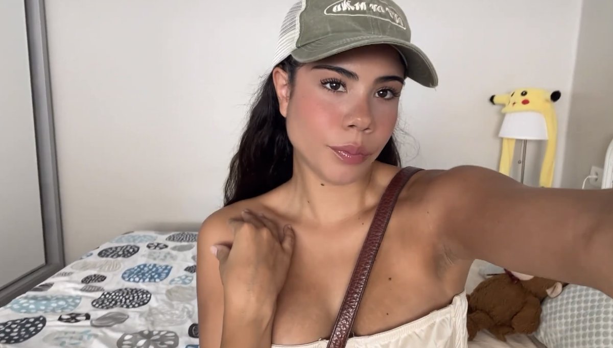 LindaMendez05's tweet photo. First Selfie for X🤭 #firstx https://t.co/D0PzcIb8id