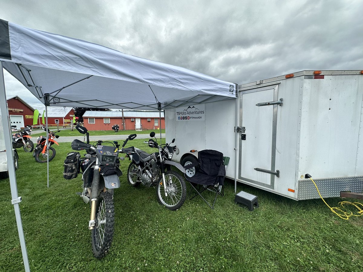 Back once again for another year of #DirtDAZE! Be sure to come say hi if you’re here riding this weekend!

#adventurerally #dualsport #dualsportadv #dualsportadventure #drz400s #klx230s #touratech #touratechdirtdaze #dirtdazerally
