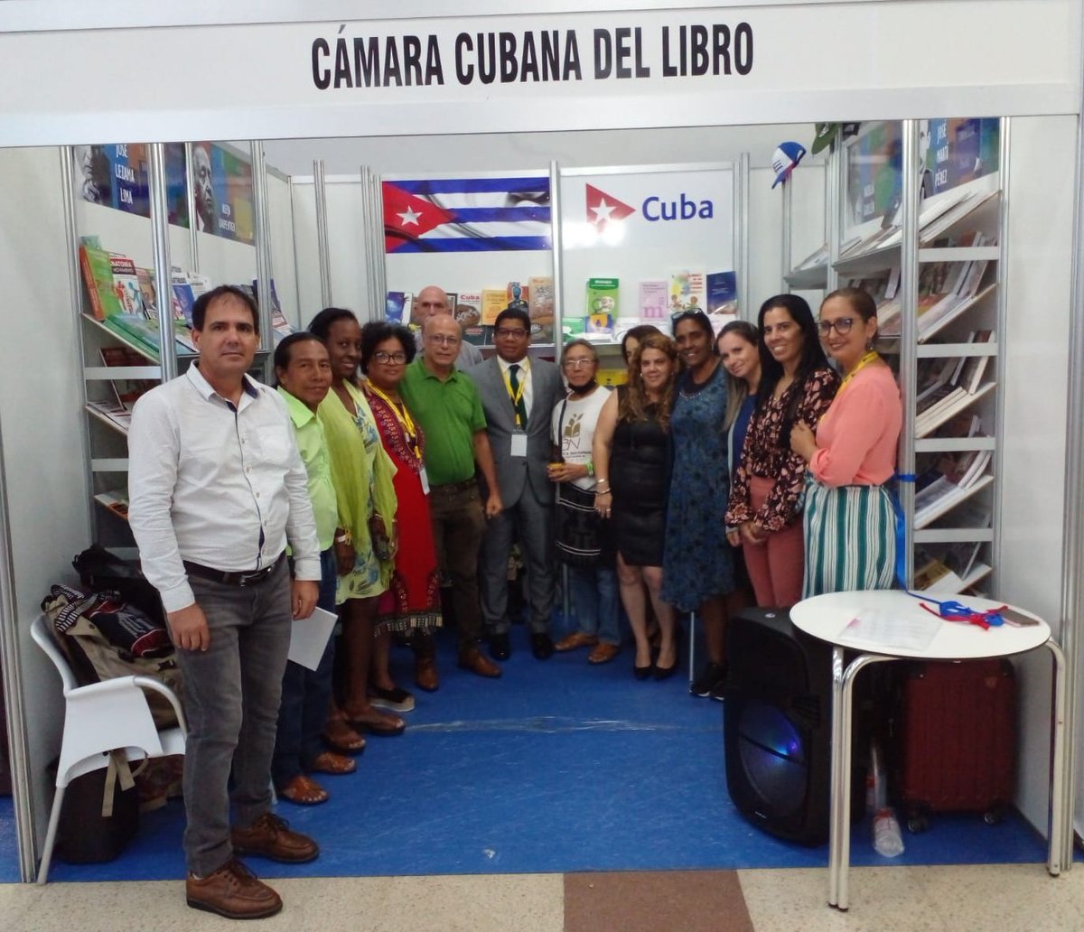 Queda inaugurado oficialmente el Stand de #Cuba en la Feria Internacional del Libro de #Panama 2023.