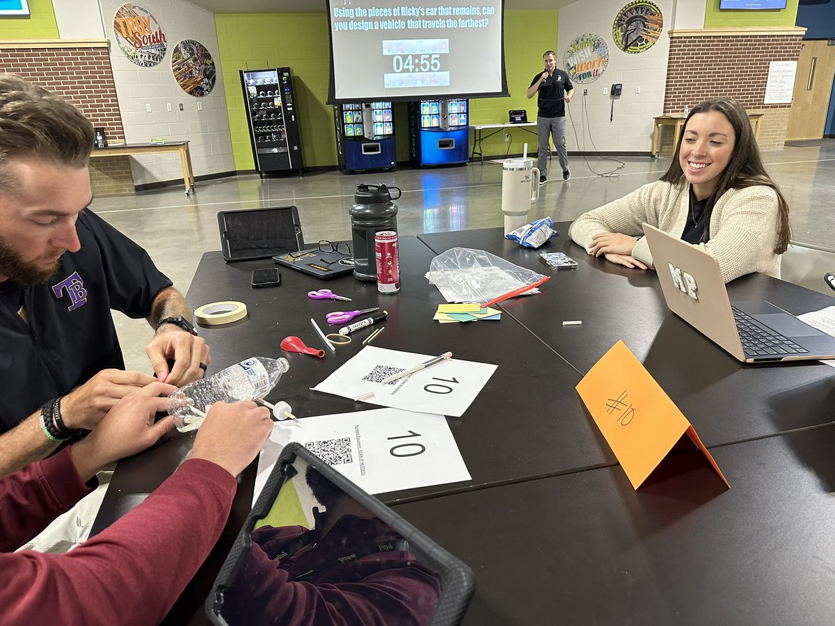 Gilmore_EDU's tweet photo. Had a blast yesterday reviewing Apple’s 5 Elements of Learning &amp; diving deeper into true PBL with our TMS and TSMS teachers.  Congrats to our winners of our 1st Annual “Ricky Bobby” race! Looking forward to a great year at both middle schools! #AppleED https://t.co/Fcs74DIVi3
