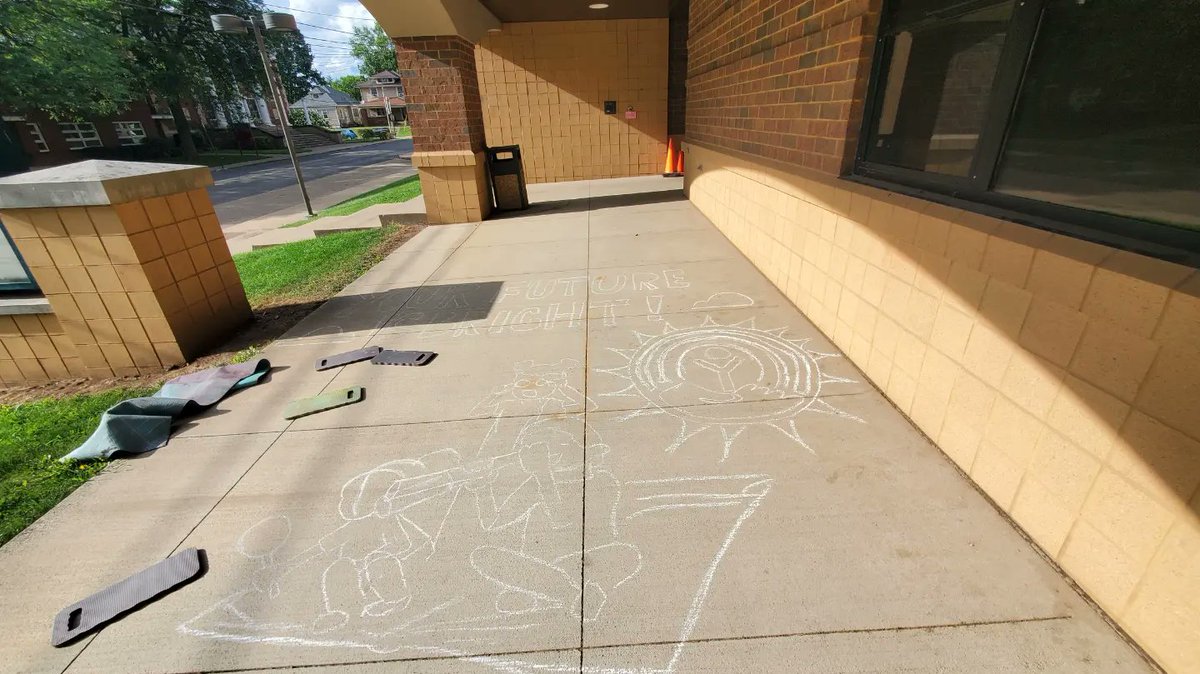 Tracy Dawn tweet media