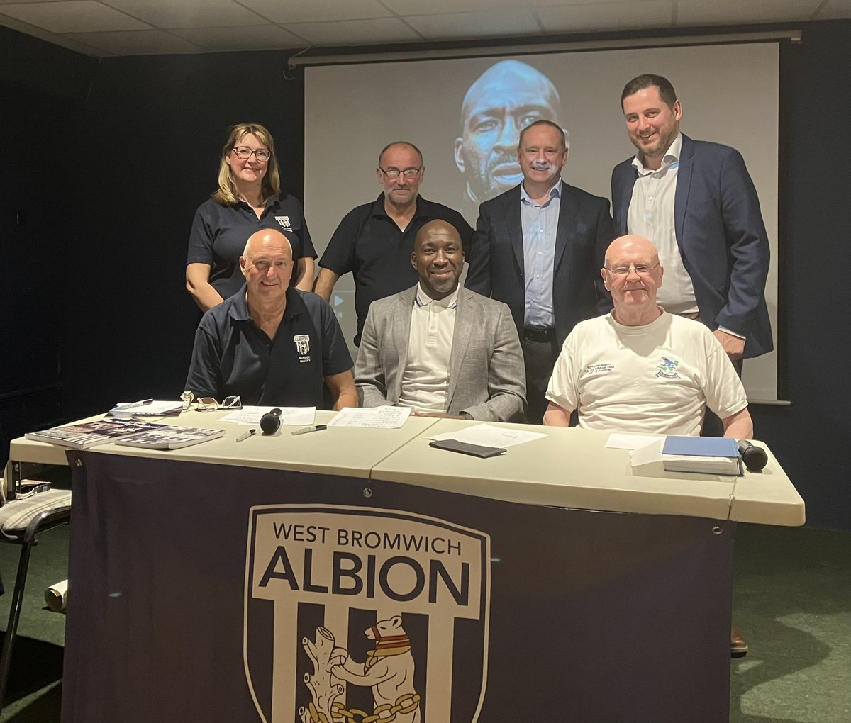 WarwickBaggies's tweet photo. Oh what a night! #WBA @WBASCOFFICIAL Full house for Big Dave and co. https://t.co/SBLg5AnfMq