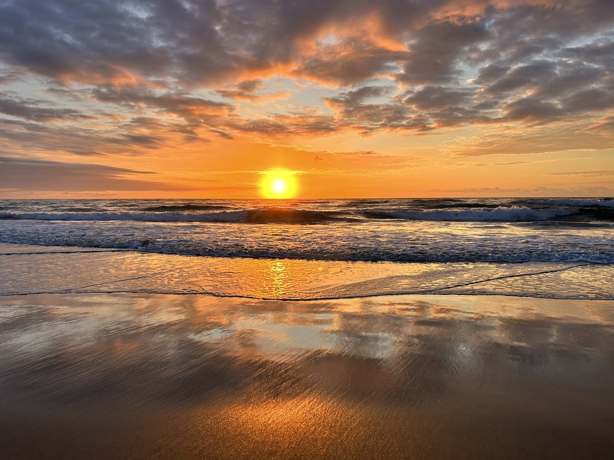 This morning and every day whether we see it or not. 

It’s the same occurrence but always different. 
Perhaps like the original fingerprint that is you. Even if you have just a little bit of your shimmer today, we need it &amp; may it shine back at your even brighter - no filter btw