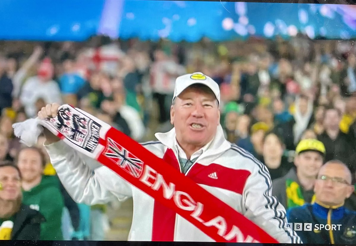 Just watching the brilliant Lionesses again. Lovely that Bill Shatner was there to cheers them on. In a Leeds cap.