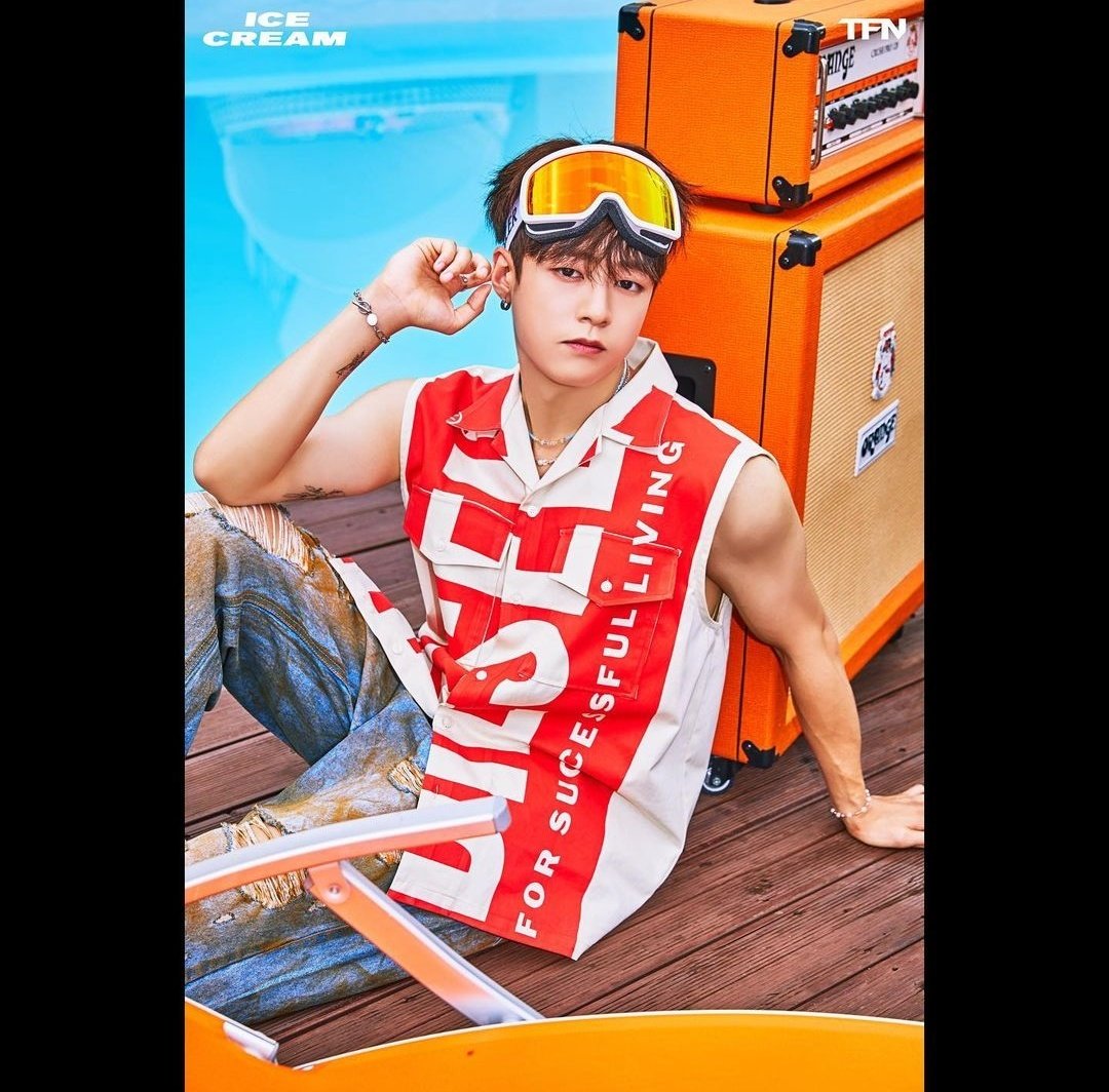 Akkalslk,k(@((#)#)$ me mie 
LOS BRAZOS?!?!M -KAKSKF -HOLAAAA!?!?!?? AAHHHHAHAHJSJK)LAKEKKTLWKAJDJKGKTKKWKAKCK