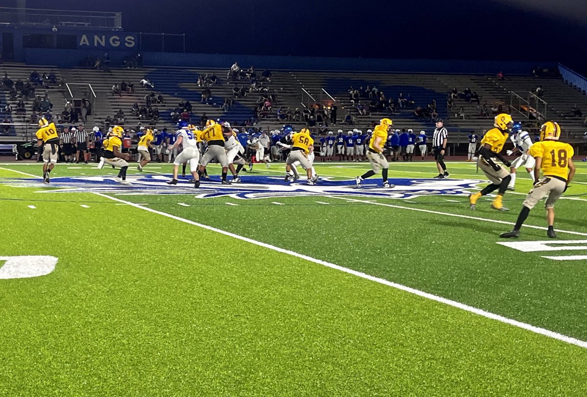 MdNAthletics's tweet photo. It’s that time again! 🏈#prideandrespect #padrepower @PadresFootball @DobsonAthletics @MHSAthletics1 https://t.co/WIzeWkPHxb
