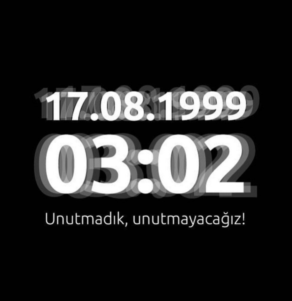 İzmir'den bile hissettiğimiz o geceyi unutmadık.. unutmayacağız...