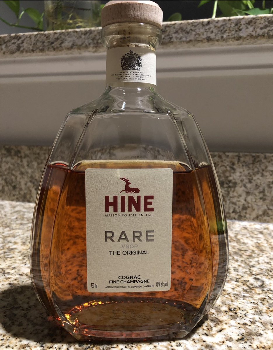 TheMid70s's tweet image. It can’t always be about bourbon. 🥃 #hinerare #cognac #vsop