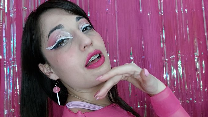 Belu Bunny En PornHub 🇦🇷 - 4 pic. el que primero adivine de que va a ser el próximo video de pornhub le regalo una suscripción a mi only https://t.co/t0uu5JLl2N