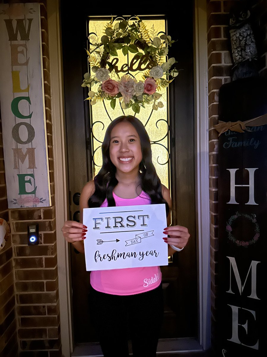 PTranNHS's tweet photo. @NorthwestISD @NHSTexans @Gene_Pike First Day of School! #Flagship #TexansAtWork #NISDFirstDay https://t.co/X0Zyg8mWb3