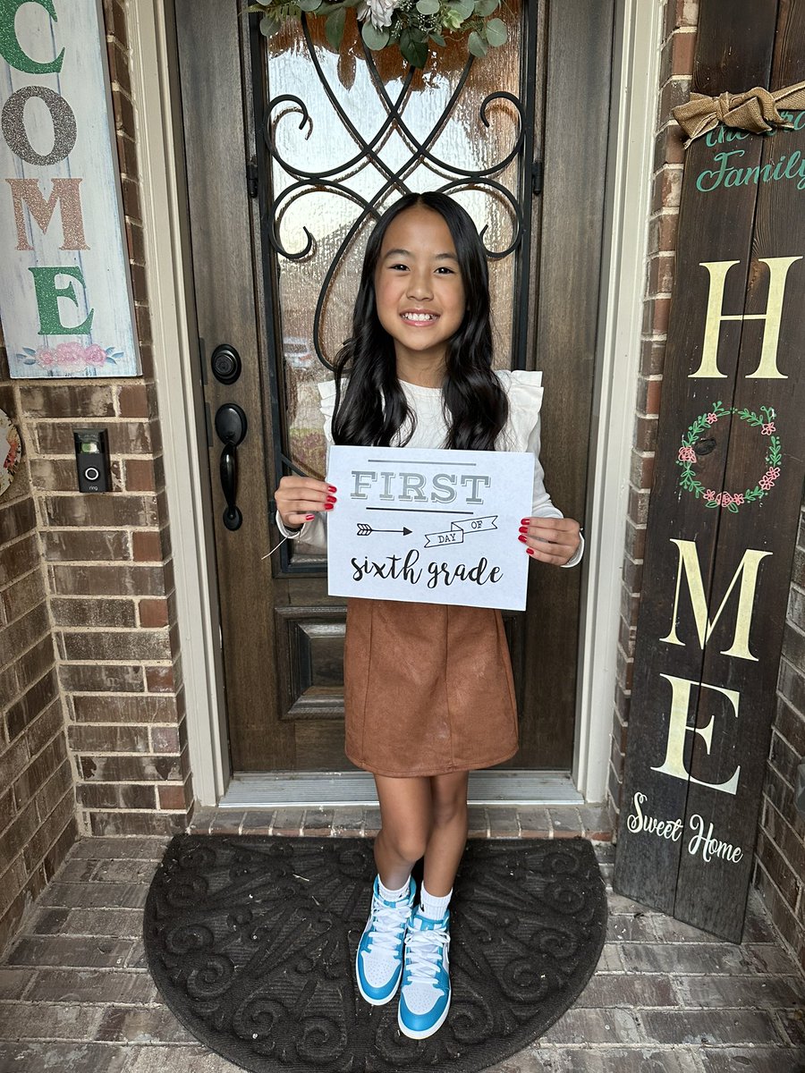 PTranNHS's tweet photo. @NorthwestISD @NHSTexans @Gene_Pike First Day of School! #Flagship #TexansAtWork #NISDFirstDay https://t.co/X0Zyg8mWb3