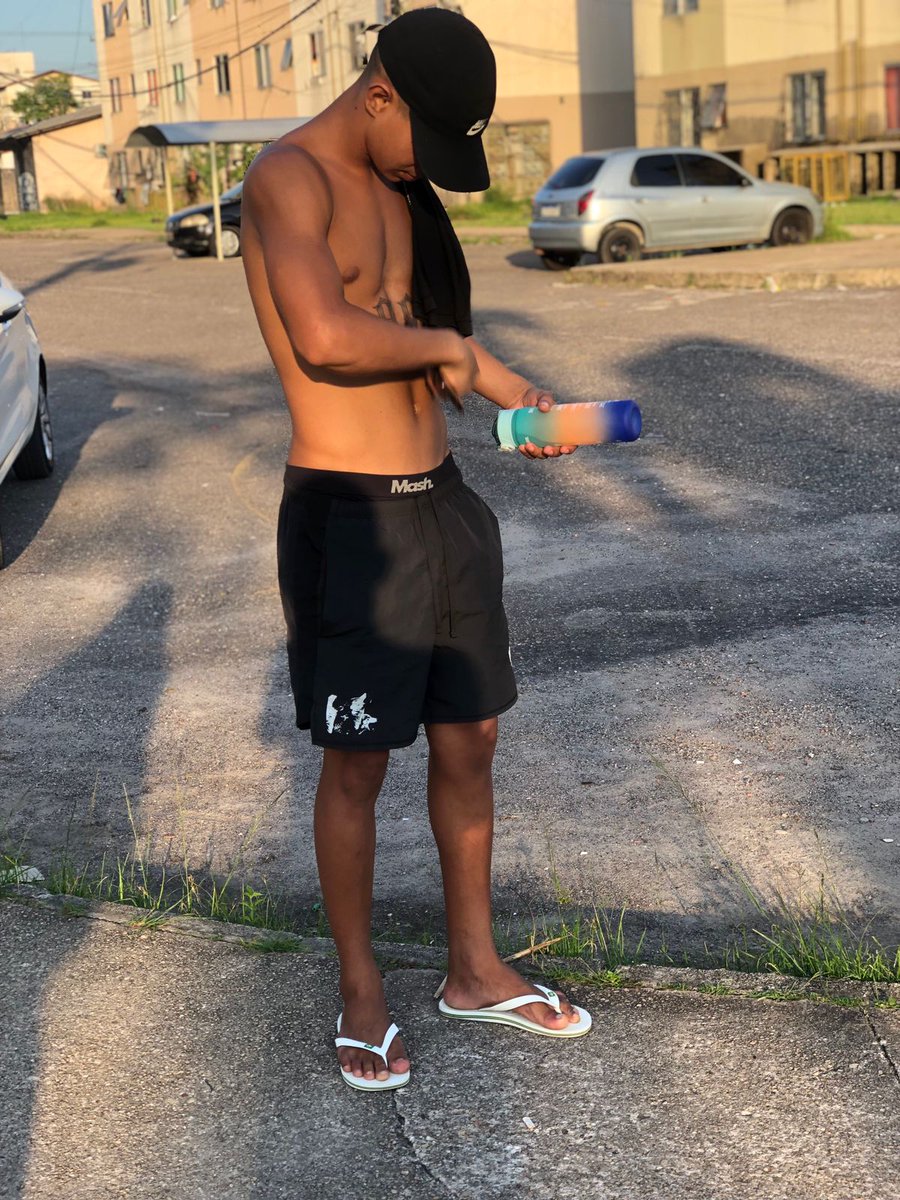 Pena que ela não gosta de magrinho🥲