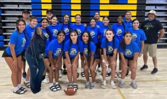 Lady Wildcat Flag Football brawleyhigh.org/article/120518…