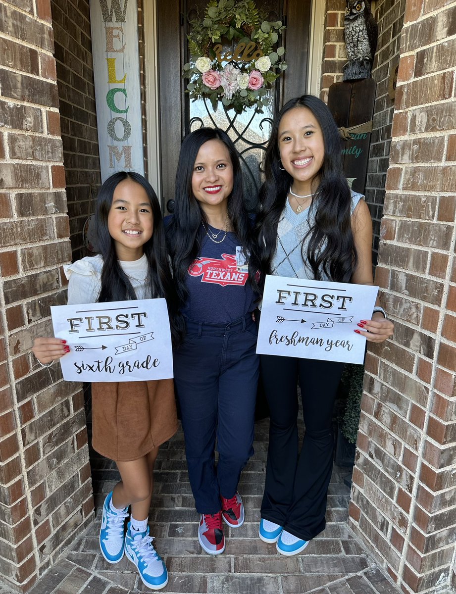 PTranNHS's tweet photo. @NorthwestISD @NHSTexans @Gene_Pike First Day of School! #Flagship #TexansAtWork #NISDFirstDay https://t.co/efu7kxUwff
