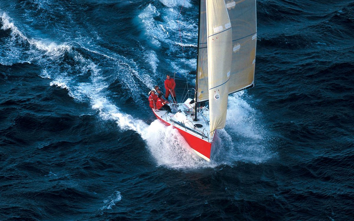 The Mumm 30 gets Mark Mills' vote as the world's coolest yacht.

trib.al/tPIK2lG