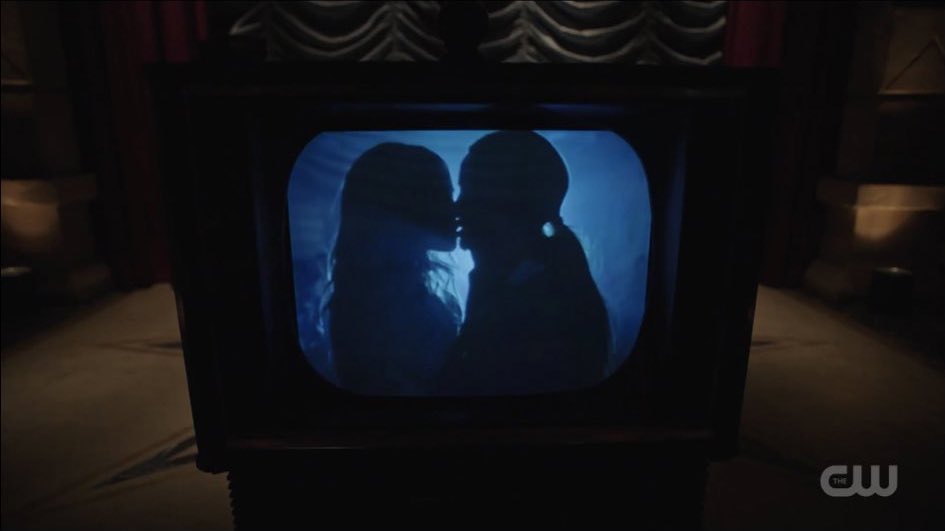 archiecheated's tweet photo. f*ck RAS. these are my endgames #riverdale https://t.co/cxukDvz2W4