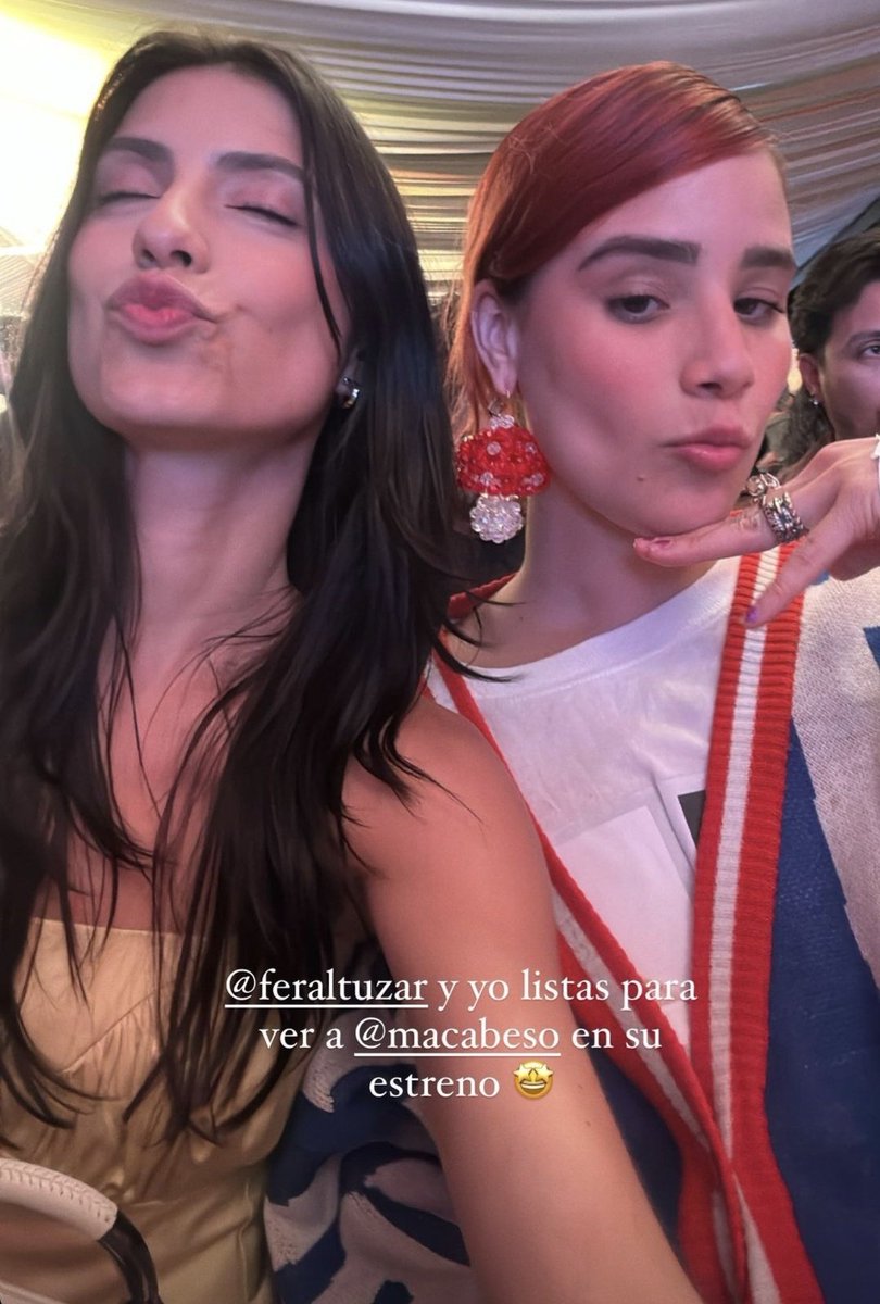 Barbara Lopez en la Premiere de #MacarenaAchaga <a href="/macabeso/">Macabeso 🍰</a> <a href="/barbara_lopez21/">Barbara Lopez</a>

MACA PREMIERE 
#MalaFortuna