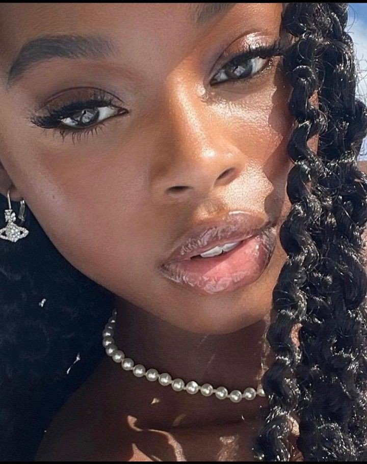 DailyBlkBeauts's tweet photo. https://t.co/bJ16TaaOrW