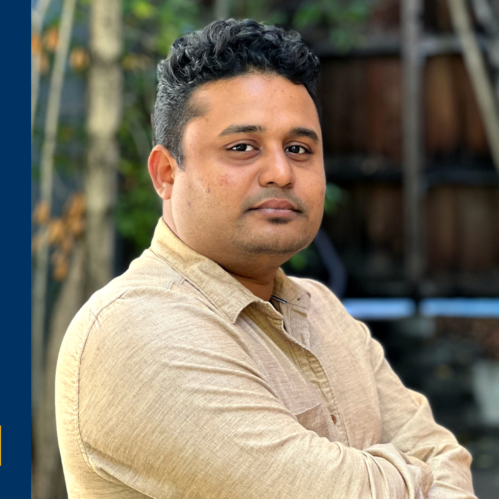 GoldmanSchool's tweet photo. Mayank spent his summer interning at the Rakshitam Foundation in India. The foundation seeks to empower rural villages through strengthening local self governance.
#ucberkeley #policyprofile #goldmanschool #gspp https://t.co/4pqqgwpMMa