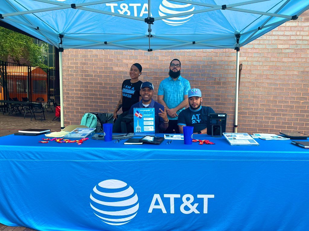 Making sure our WoodHull Hospital Employees understand that we have their back. <a href="/judy_cavalieri/">Judy Cavalieri</a>  <a href="/angels_candie/">yessenia santiago</a> <a href="/brandonfulling2/">Brandon Fullington</a> <a href="/JenAndujarNYC/">Jennifer Andujar</a> <a href="/FirstNet/">FirstNet, Built with AT&T</a> <a href="/ATT/">AT&T</a> <a href="/VitaliyZ17/">Vitaliy</a>  Great Wednesday! #AllINATT What we doing?!