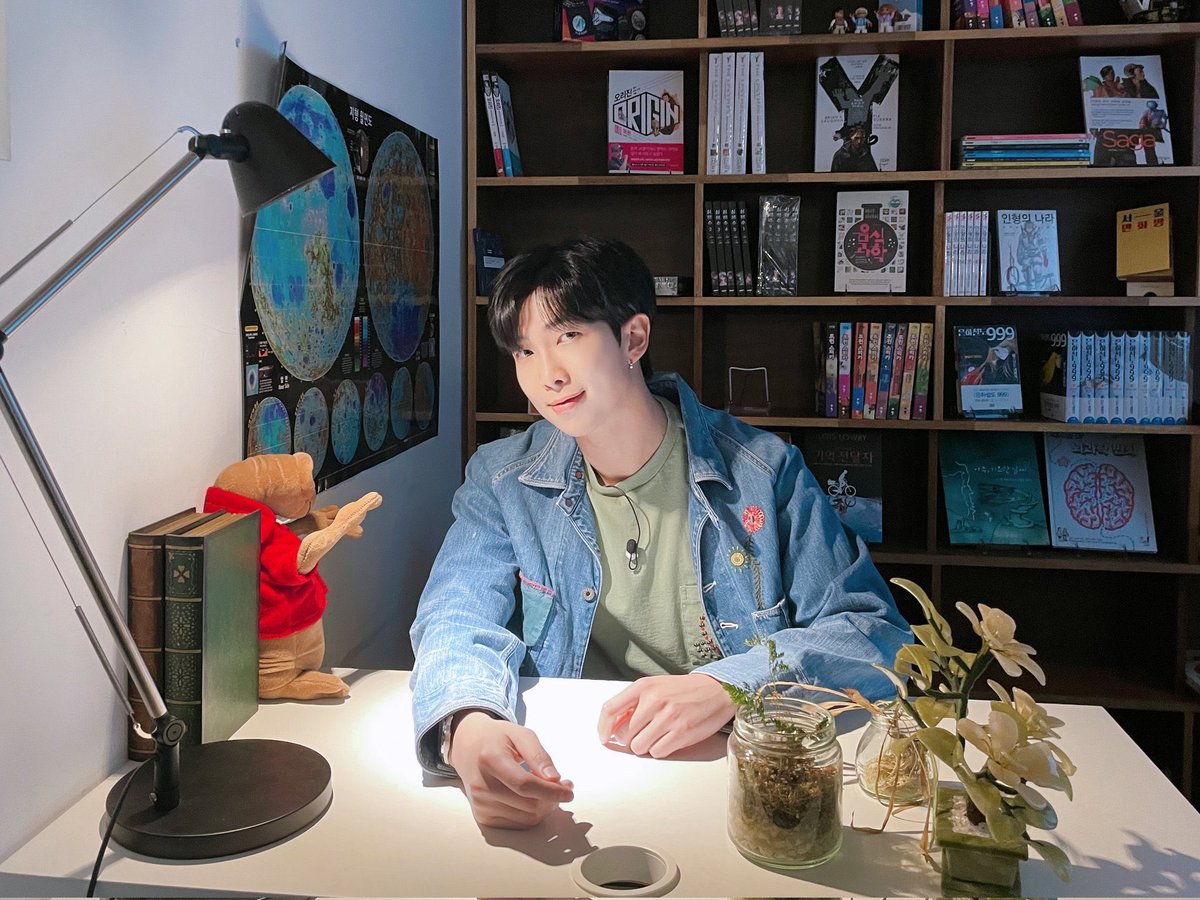 jinknie's tweet photo. NAMJOON WE LOVE YOU
NAMJOON THE BEST BOY
NAMJOON THE PRETTIEST FLOWER
NAMJOON OUR FOREVER ARTIST
NAMJOON THE MOST BEAUTIFUL PERSON
#Namjoon_we_love_you  #BTS https://t.co/rnhioKBj3n